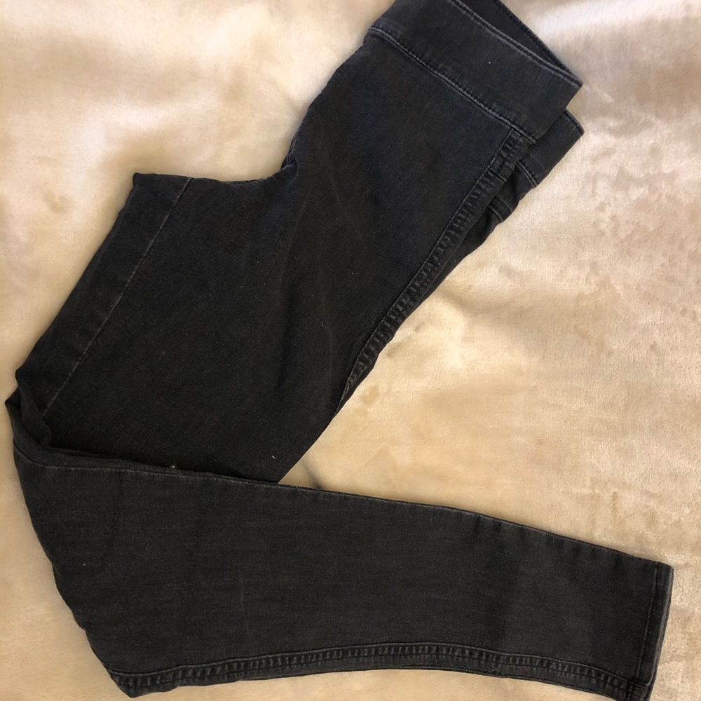 *NWT* H&M black denim leggings